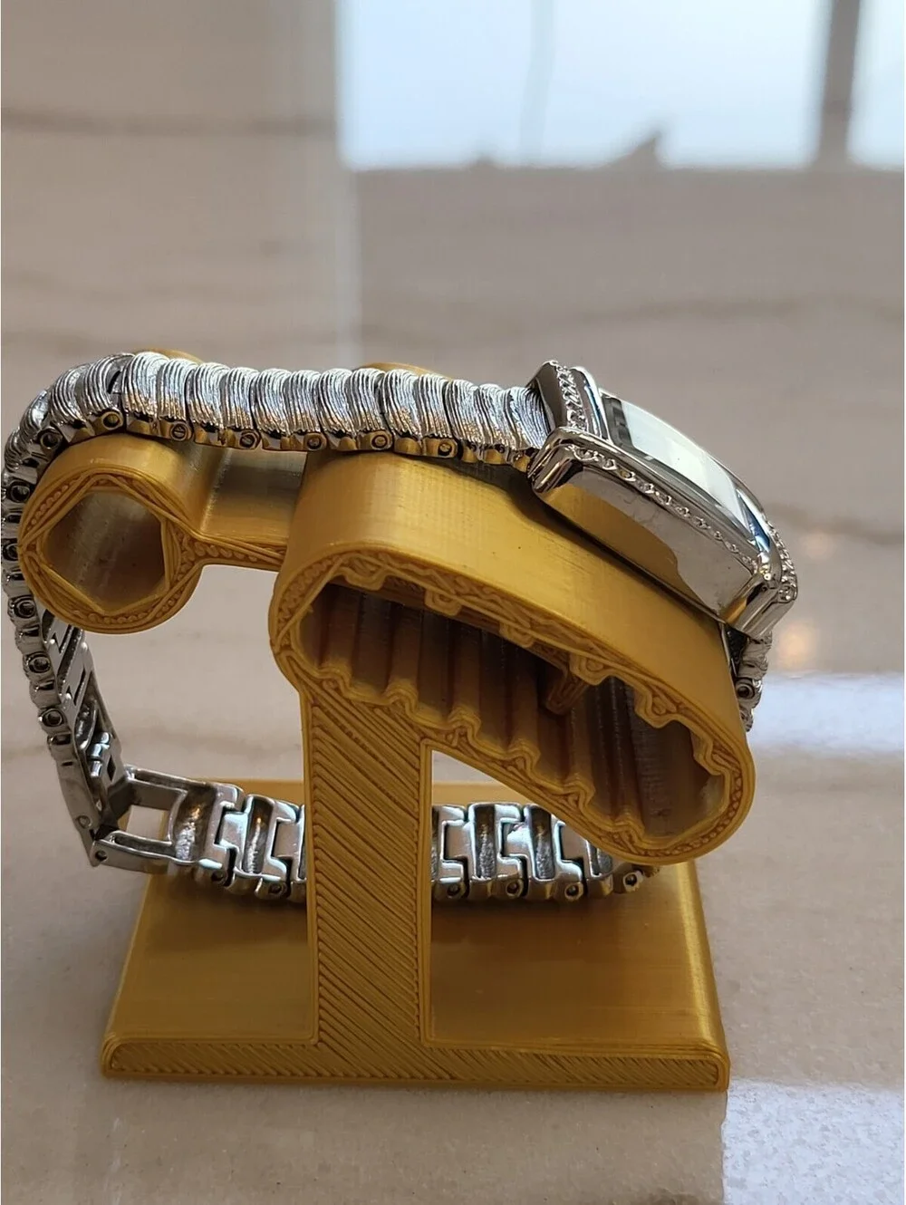 Vtg Cenere Woman’s Watch New Battery Silvertone 7
